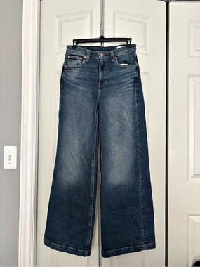 Gap High Rise Stride Jeans
